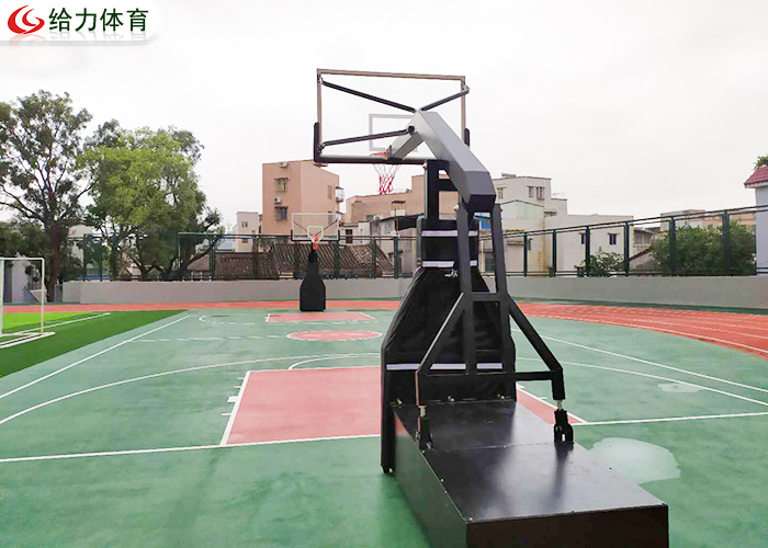 學(xué)?；@球架